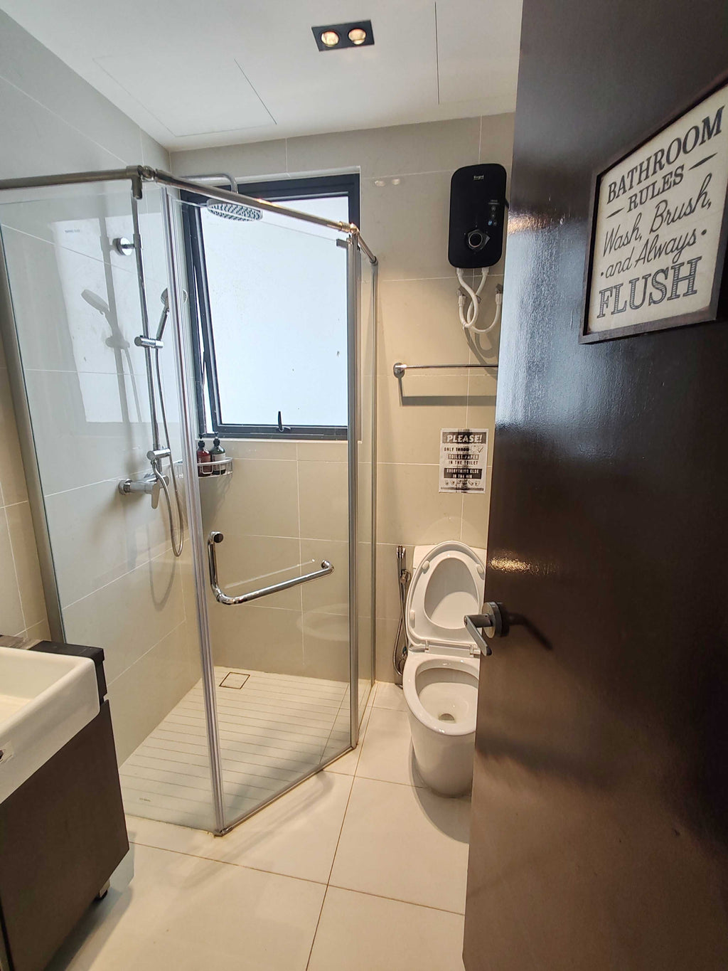 Japanese Tatami 2BR | Panoramic Sunset Sea View | Free Parking | Danga Bay