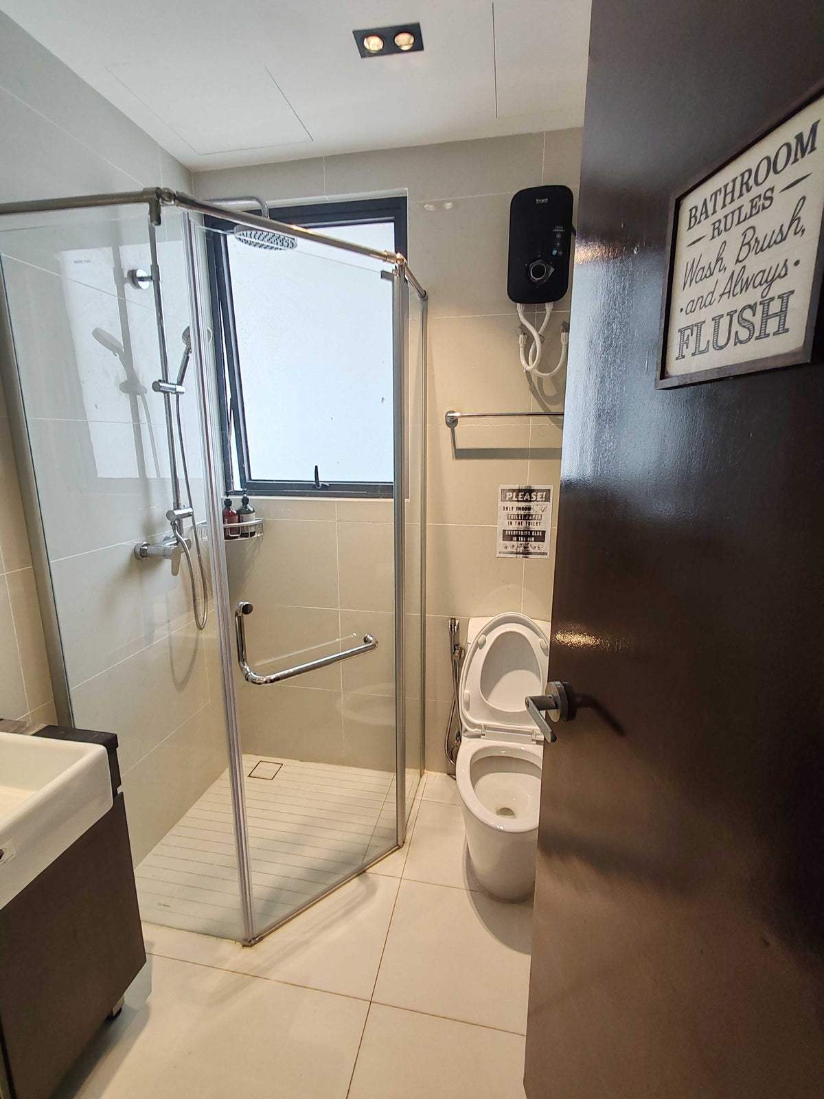 Japanese Tatami 2BR | Panoramic Sunset Sea View | Free Parking | Danga Bay