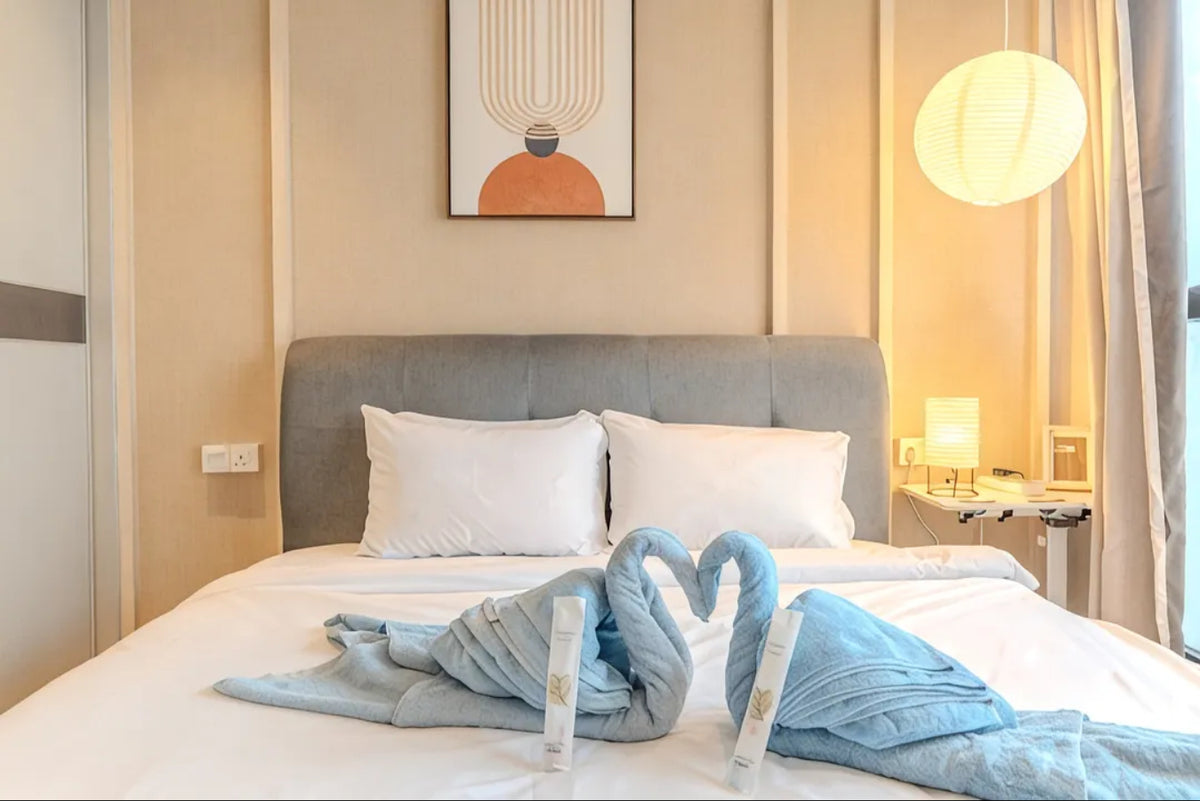Japanese Tatami 2BR | Panoramic Sunset Sea View | Free Parking | Danga Bay