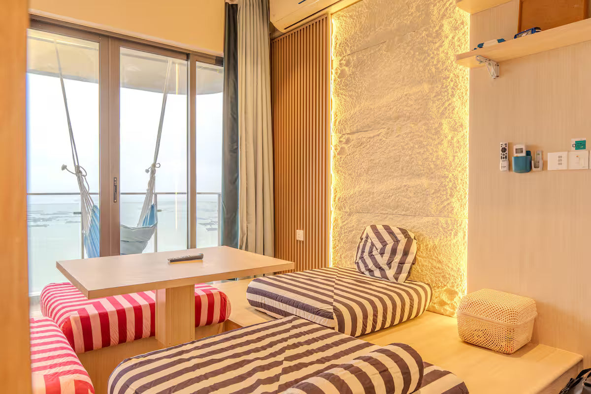 Japanese Tatami 2BR | Panoramic Sunset Sea View | Free Parking | Danga Bay